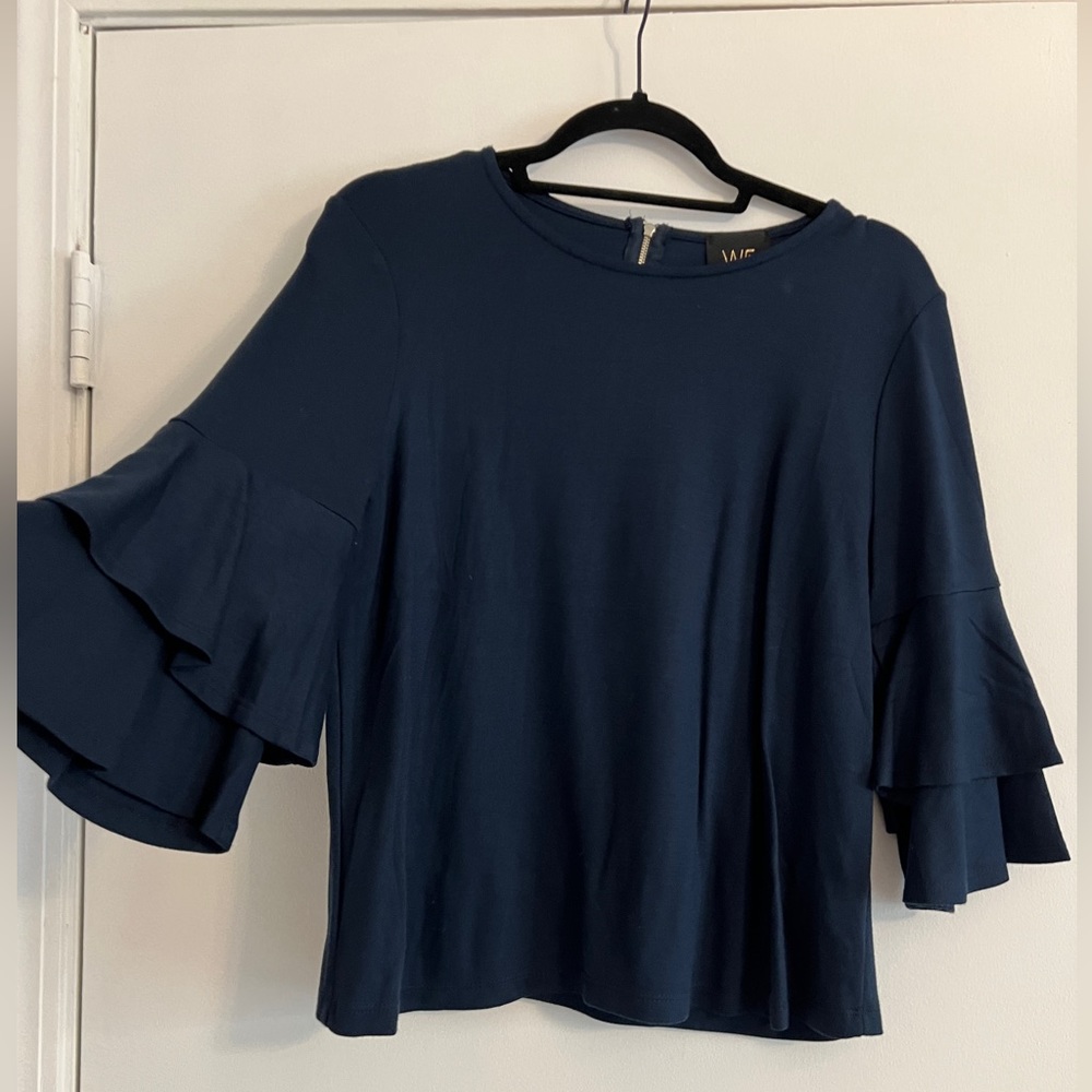 Women navy blue top. Size S